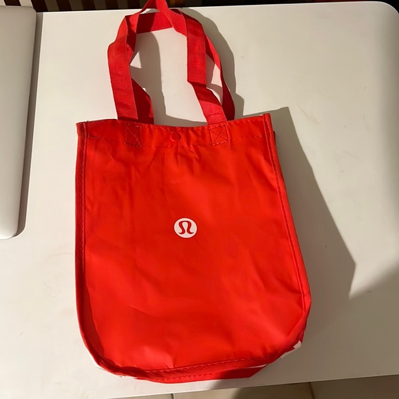 Lululemon shopping bag - Picture 1 of 2